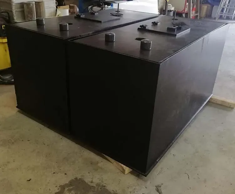 Cuve plastique chaudronnée à Émiéville